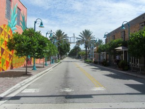 Pineapple Grove (2nd St.) in Delray was sleeping in on Sunday a.m.